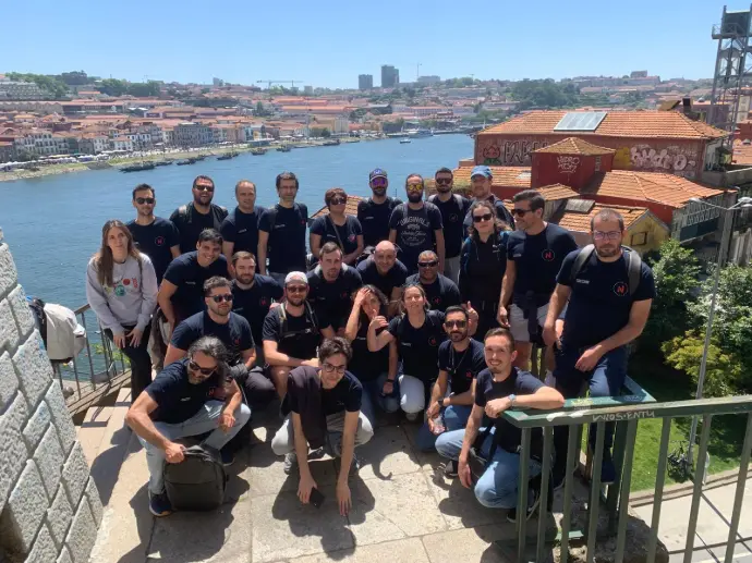 NDrive team taking a picture near Douro river.