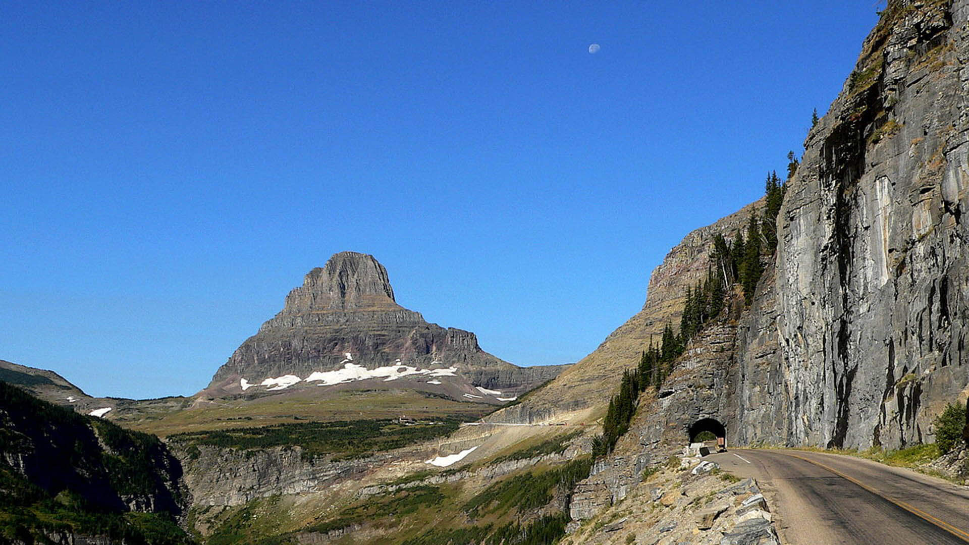 Going-to-the-sun road in the USA